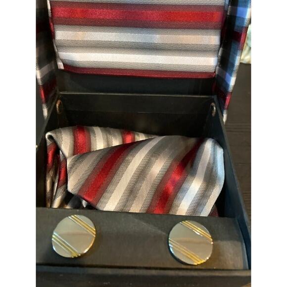 Gino Pompei Tie and Cuff Links - Picture 1 of 2